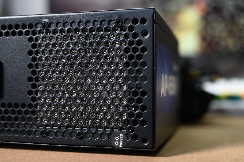 更干净的PC电源，还能净化空气，艾湃电竞AP-550Ti电源上手