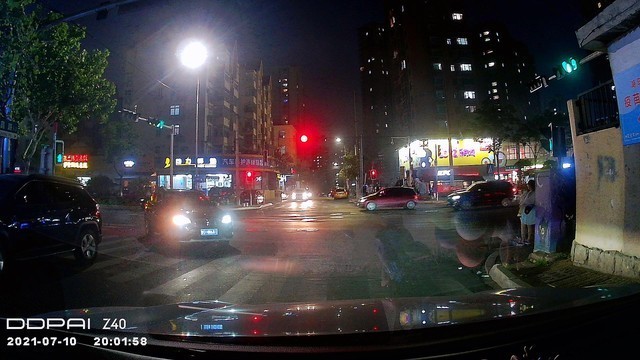 3K画质，紧急情况双备份存储？这款盯盯拍Z40记录仪有点超值了