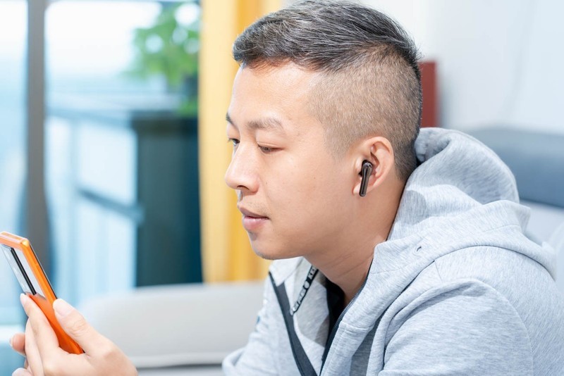 Tribit FlyBuds C2耳机评测：不仅颜值爆表，还有实力音质表现