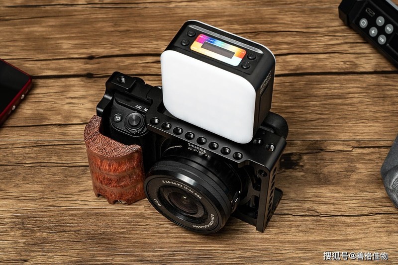 除了光圈快门感光度，学会用光更重要，斯莫格Vibe P80补光灯评测