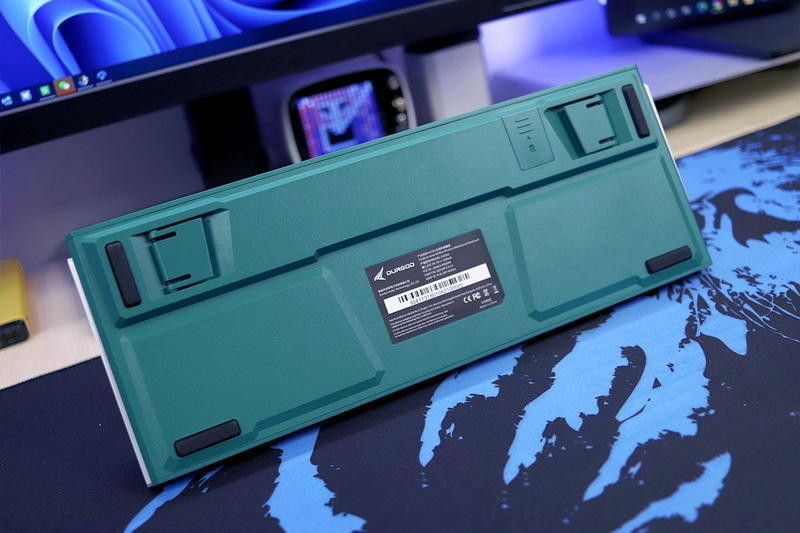 桌面薄荷，便携随心，杜伽K330w无线三模机械键盘体验