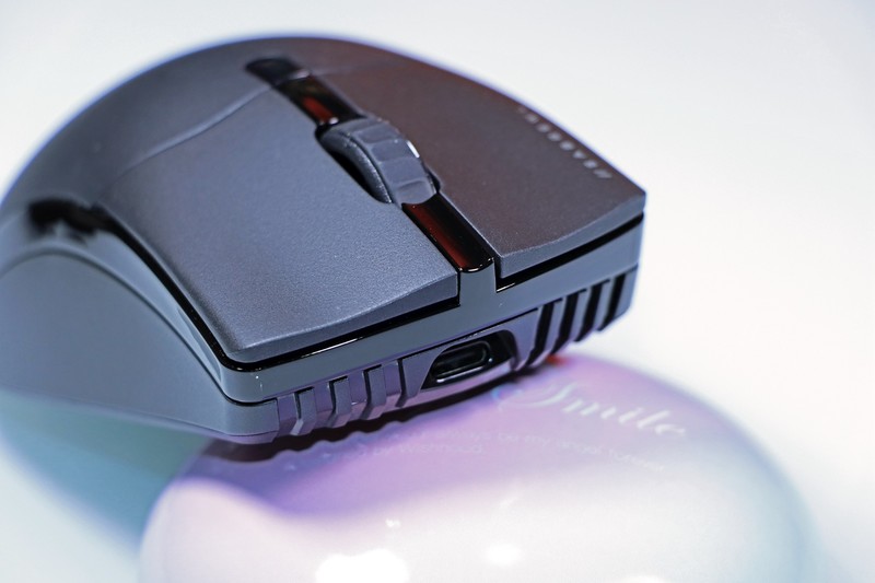 美商海盗船 Sabre RGB Pro Wireless & K55 RGB Pro 使用评测