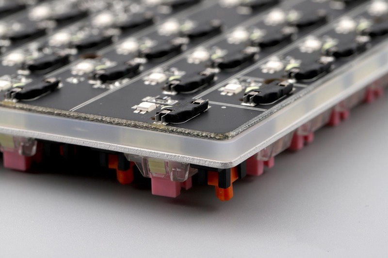 不做选择题，翱翔天空之畅快，三模可换轴达尔优A100机械键盘