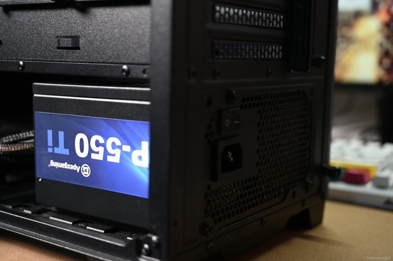 更干净的PC电源，还能净化空气，艾湃电竞AP-550Ti电源上手