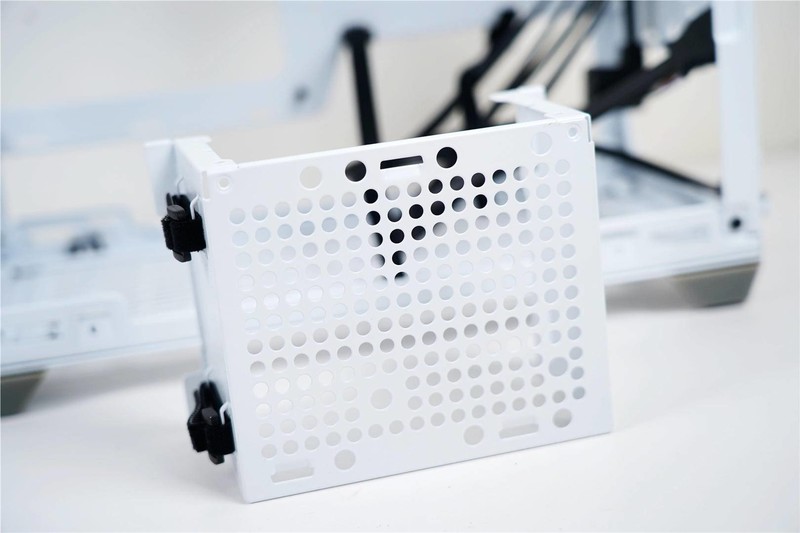 酷冷至尊NR200P机箱分享--颜值出色，符合预期