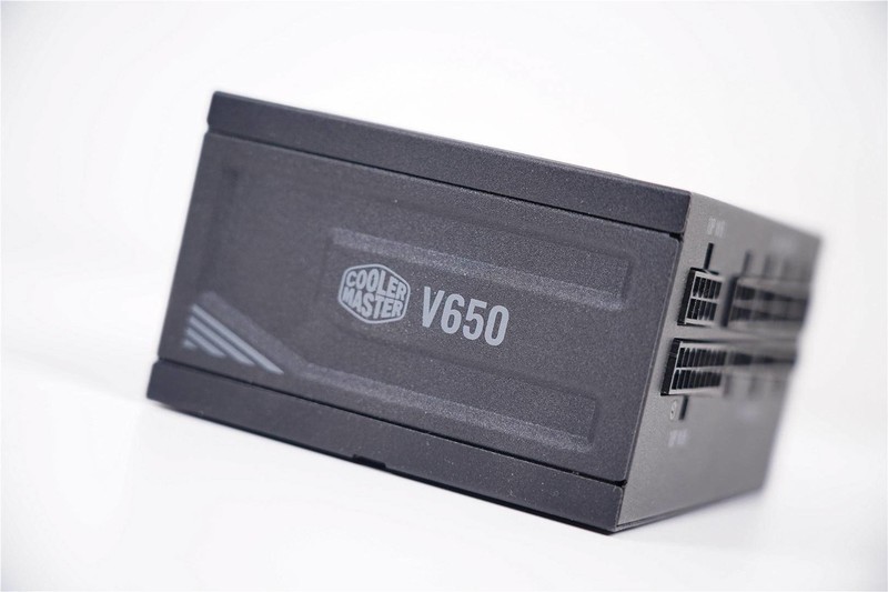 酷冷至尊NR200P机箱分享--颜值出色，符合预期