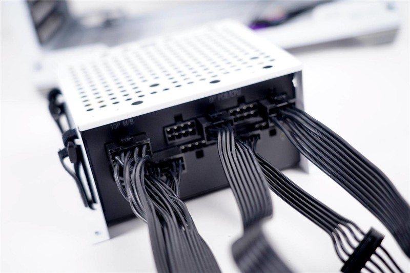 酷冷至尊NR200P机箱分享--颜值出色，符合预期