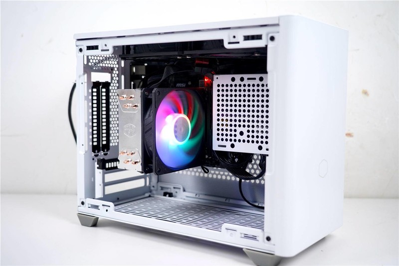 酷冷至尊NR200P机箱分享--颜值出色，符合预期