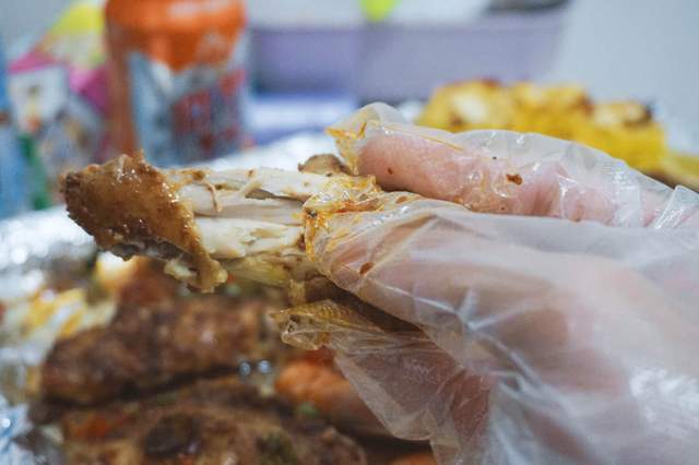 在家也能做烧烤玩烘焙，厨房全能选手——美的鸿蒙燃卡料理炉