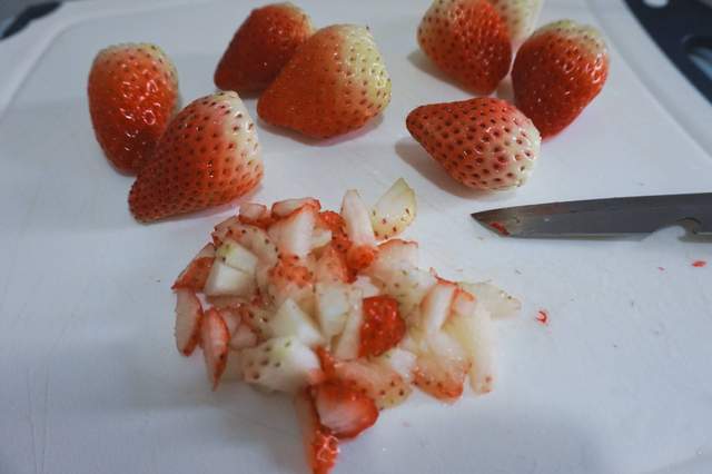 在家也能做烧烤玩烘焙，厨房全能选手——美的鸿蒙燃卡料理炉