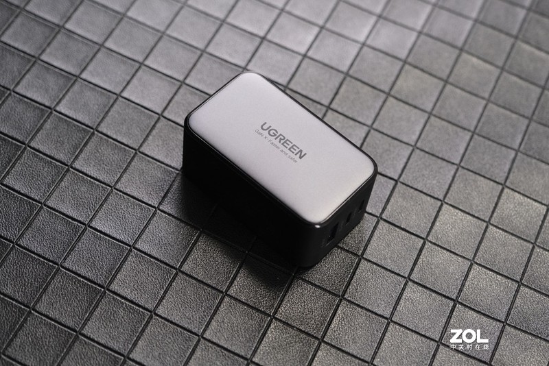 iPhone 13系列都要发布了，你还没用过氮化镓充电器？