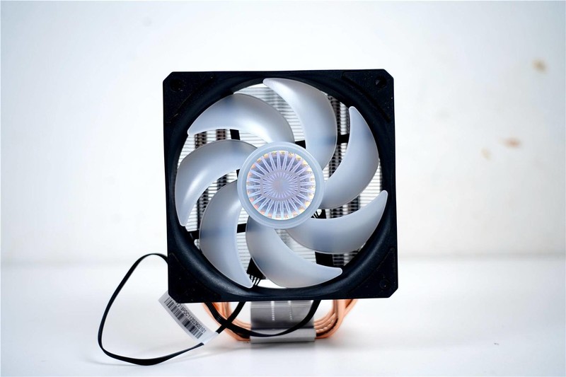 酷冷至尊NR200P机箱分享--颜值出色，符合预期