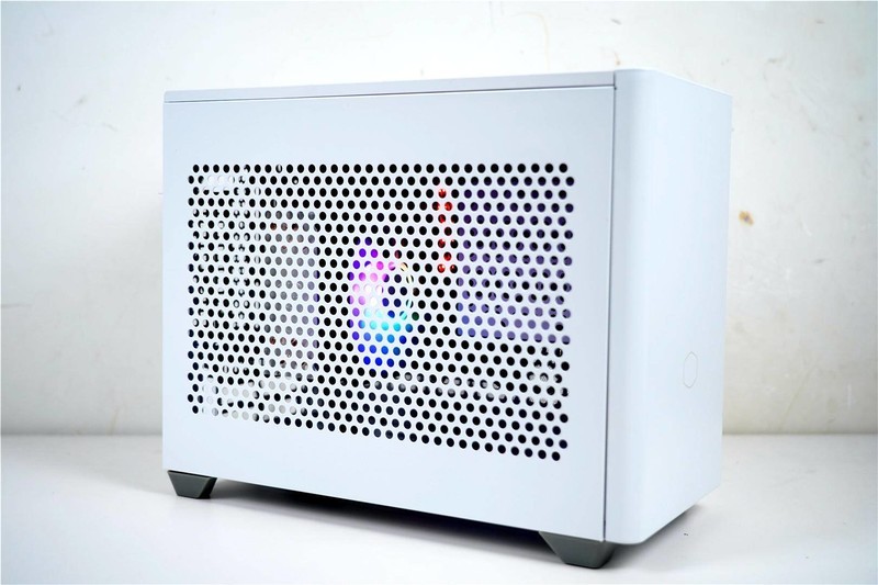 酷冷至尊NR200P机箱分享--颜值出色，符合预期