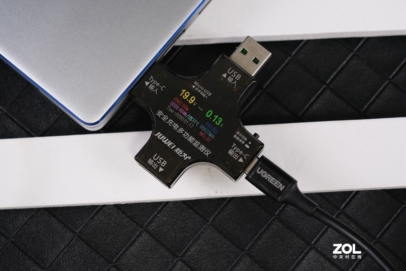 iPhone 13系列都要发布了，你还没用过氮化镓充电器？