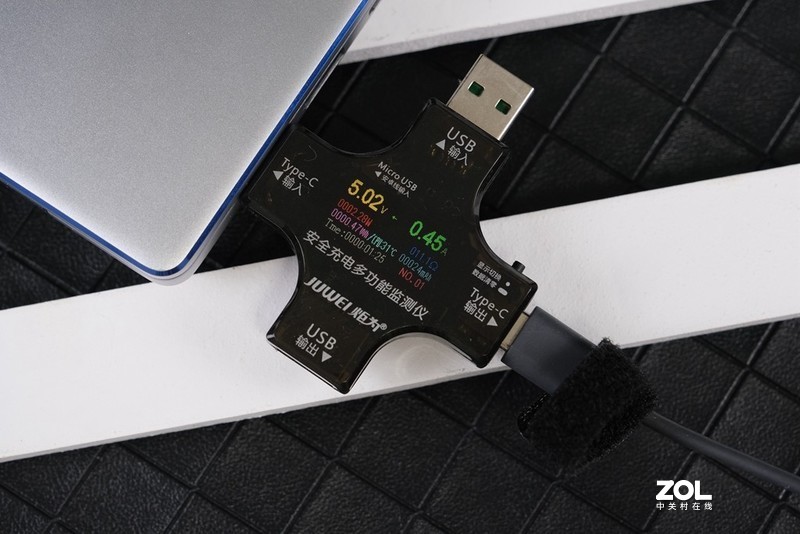 iPhone 13系列都要发布了，你还没用过氮化镓充电器？