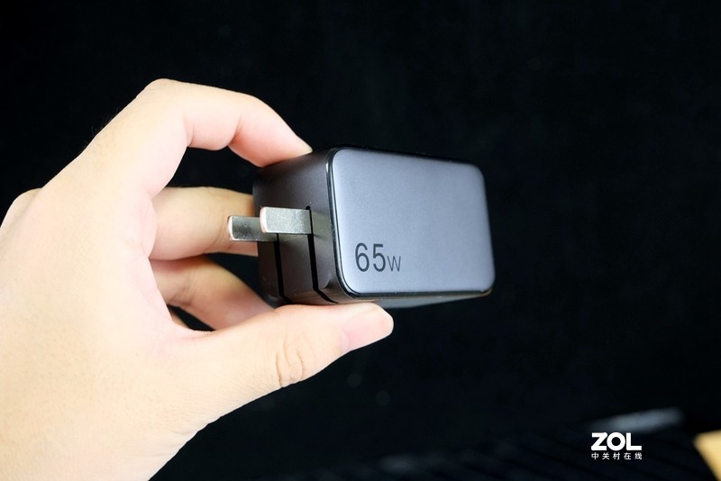 iPhone 13系列都要发布了，你还没用过氮化镓充电器？