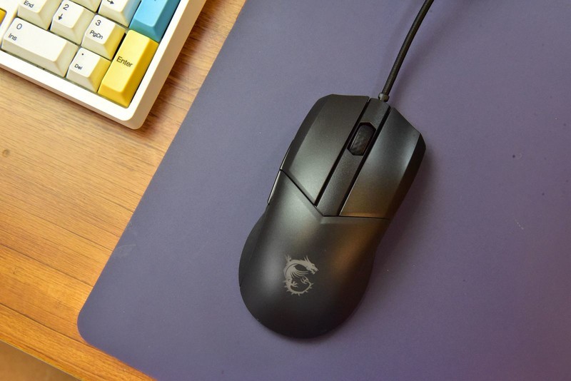 微星GM41游戏鼠标评测：轻量化、高性能、小厂价