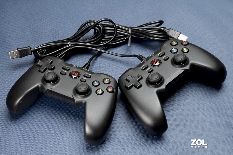 你与快乐的距离只隔了一对手柄--北通蝙蝠4游戏手柄