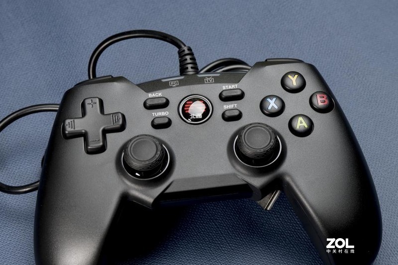 你与快乐的距离只隔了一对手柄--北通蝙蝠4游戏手柄