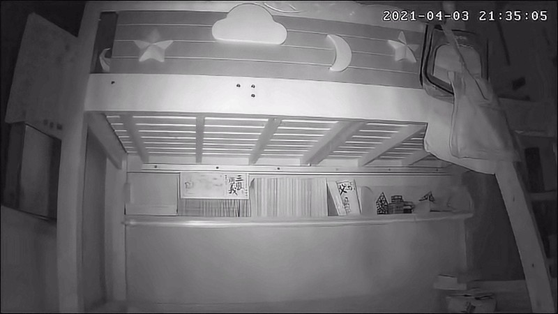 xiaovv智能云台摄像机心享版：功能全性价比不错