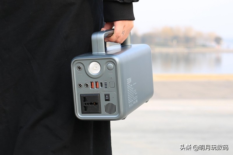 轻松解决户外用电，羽博EN300WLPD户外电源评测（开箱篇）