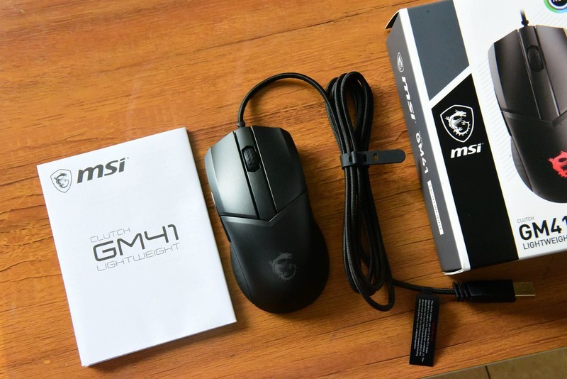 微星GM41游戏鼠标评测：轻量化、高性能、小厂价
