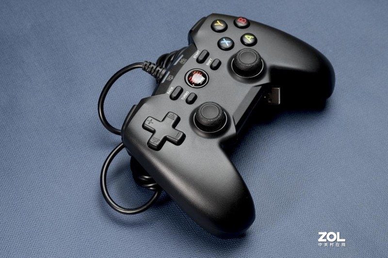 你与快乐的距离只隔了一对手柄--北通蝙蝠4游戏手柄