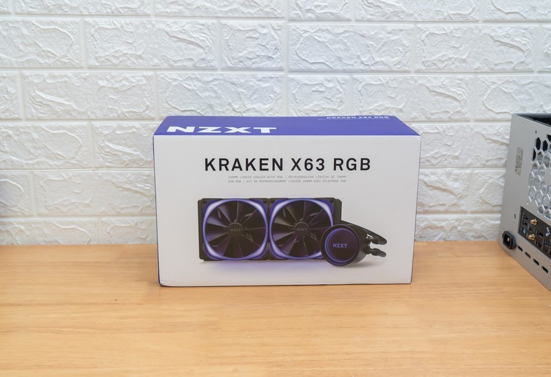 别用Ghost啦，小白安装纯净Win10教程，附游戏、剪辑电脑装机单分享