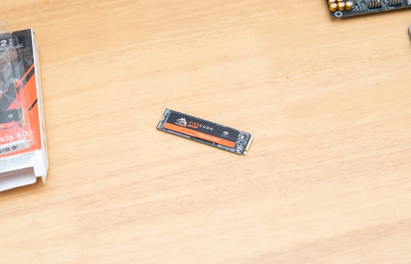 别用Ghost啦，小白安装纯净Win10教程，附游戏、剪辑电脑装机单分享