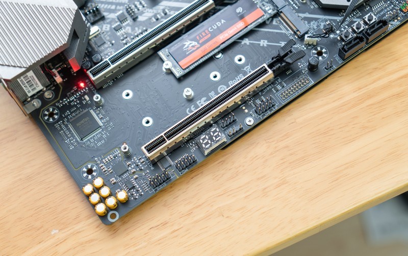 别用Ghost啦，小白安装纯净Win10教程，附游戏、剪辑电脑装机单分享