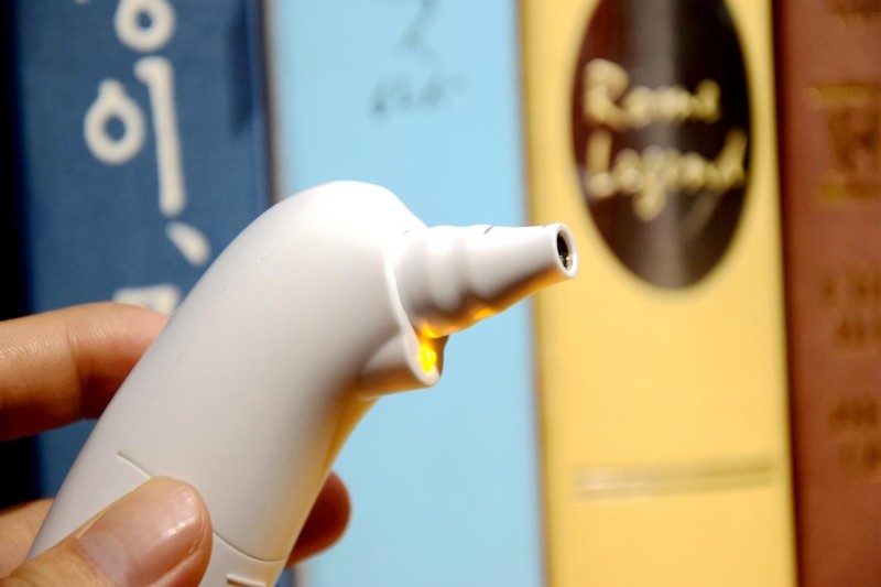 无需耳套，快速精准测温，凡米耳温枪上手体验