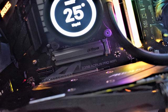 十年质保，读3400MB/s写3000MB/s，大华C900 PLUS固态硬盘上手