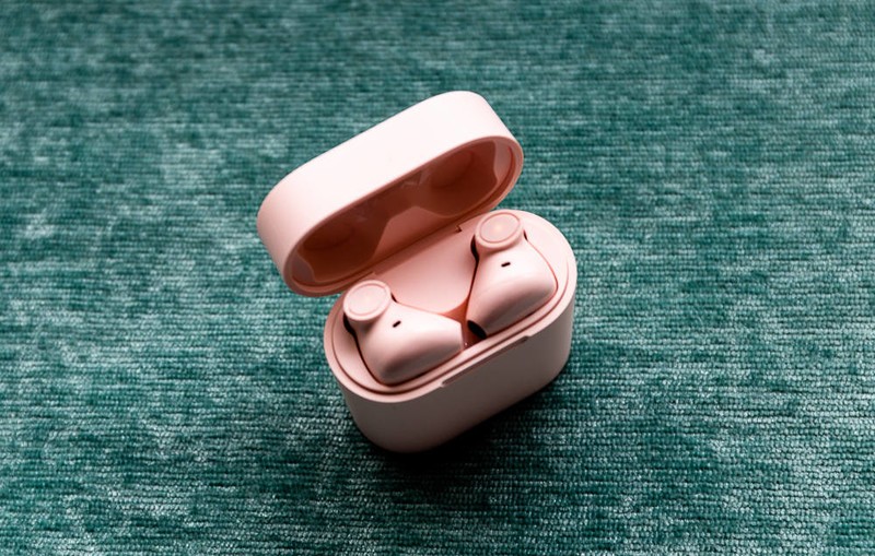 粉色的Haylou Moripods真无线蓝牙耳机，粉色的爱