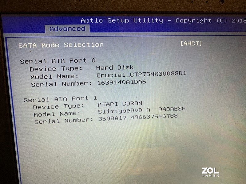 宇哥拆机-ASUS华硕F556U拆机清灰升级内存和固态硬盘