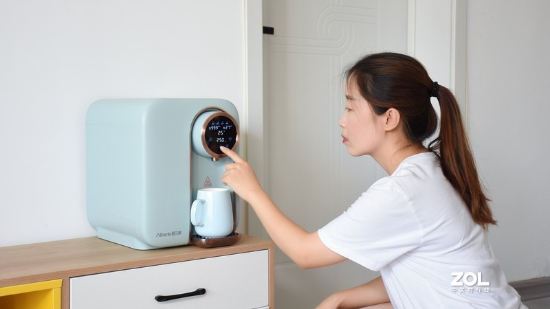 爱贝源桌面净水直饮一体机R3：四重过滤净水 多档水温速热