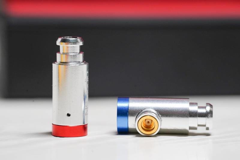 纯零出柜啦！这款哈曼曲线调音的塞子有个性