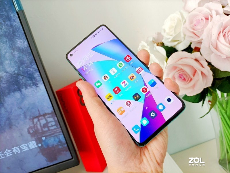 十二方面深度了解一加8T，初见青域倾城，贴心商务机