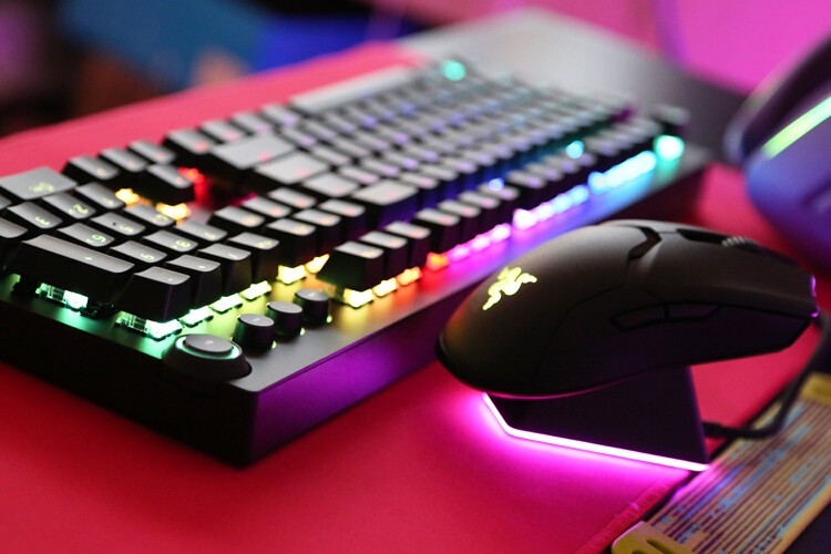 感受与众不同：雷蛇黑寡妇蜘蛛v3无线版机械键盘黄轴体验