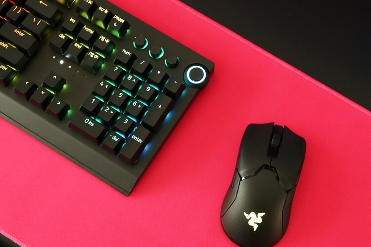 感受与众不同：雷蛇黑寡妇蜘蛛v3无线版机械键盘黄轴体验