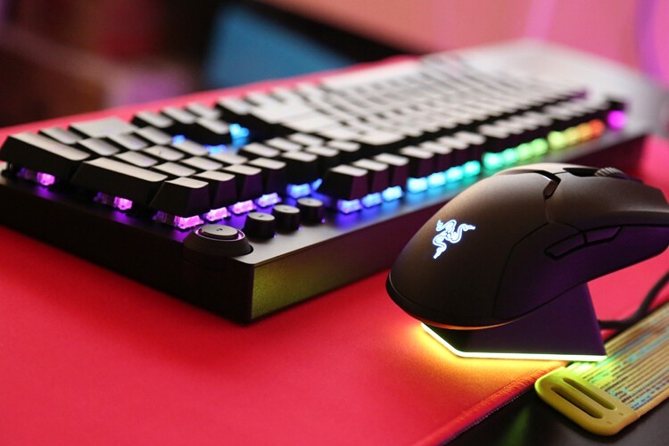 感受与众不同：雷蛇黑寡妇蜘蛛v3无线版机械键盘黄轴体验