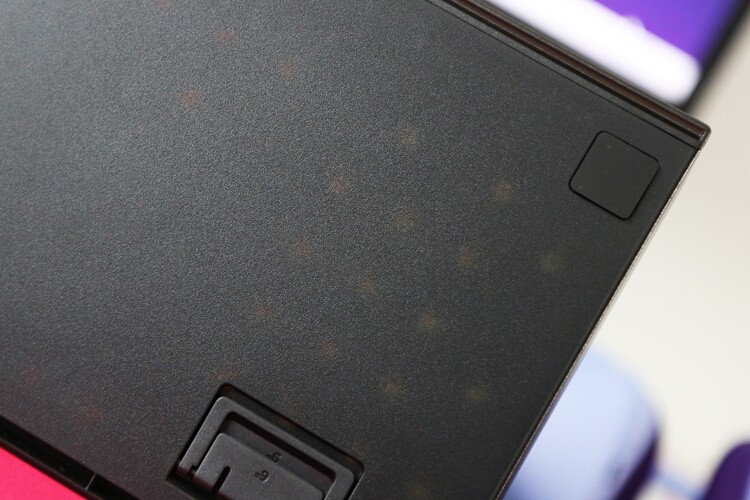 感受与众不同：雷蛇黑寡妇蜘蛛v3无线版机械键盘黄轴体验