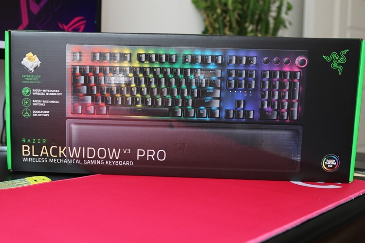 感受与众不同：雷蛇黑寡妇蜘蛛v3无线版机械键盘黄轴体验