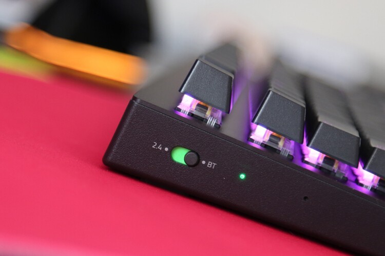 感受与众不同：雷蛇黑寡妇蜘蛛v3无线版机械键盘黄轴体验