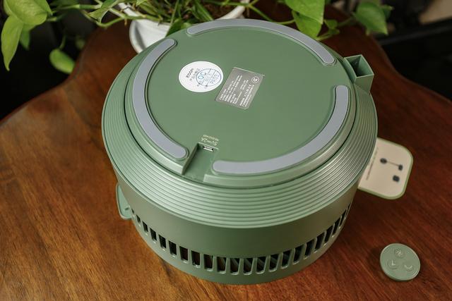 没想到风扇也能这样玩，爱登E908B悬浮折叠伸缩电风扇上手体验