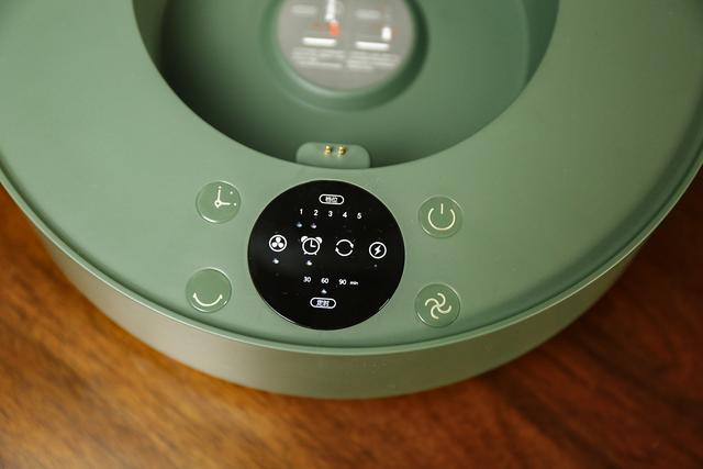 没想到风扇也能这样玩，爱登E908B悬浮折叠伸缩电风扇上手体验