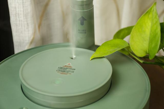 没想到风扇也能这样玩，爱登E908B悬浮折叠伸缩电风扇上手体验