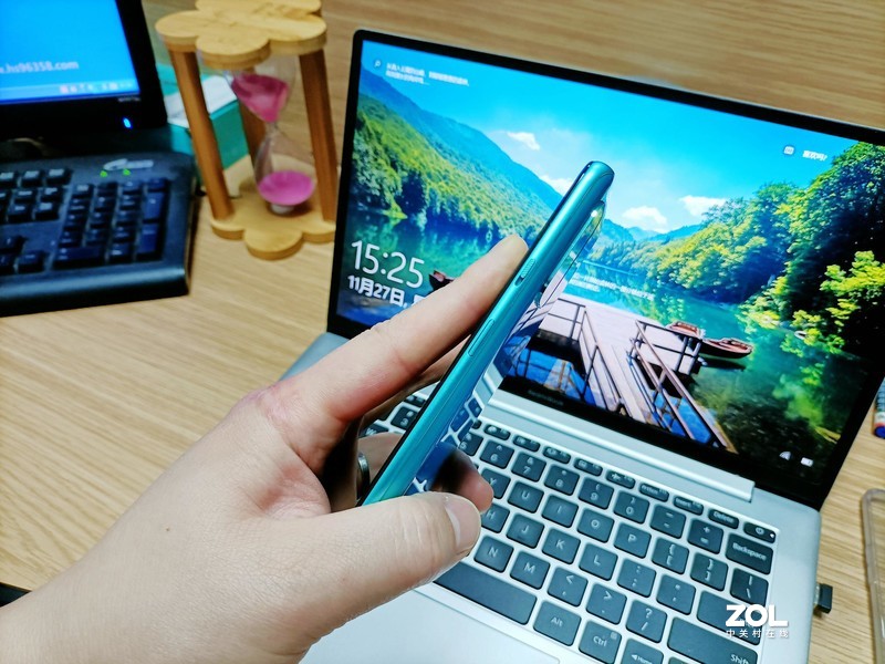 十二方面深度了解一加8T，初见青域倾城，贴心商务机