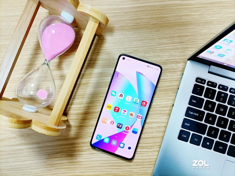 十二方面深度了解一加8T，初见青域倾城，贴心商务机