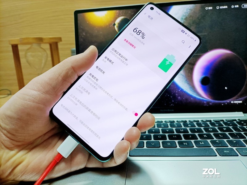 十二方面深度了解一加8T，初见青域倾城，贴心商务机