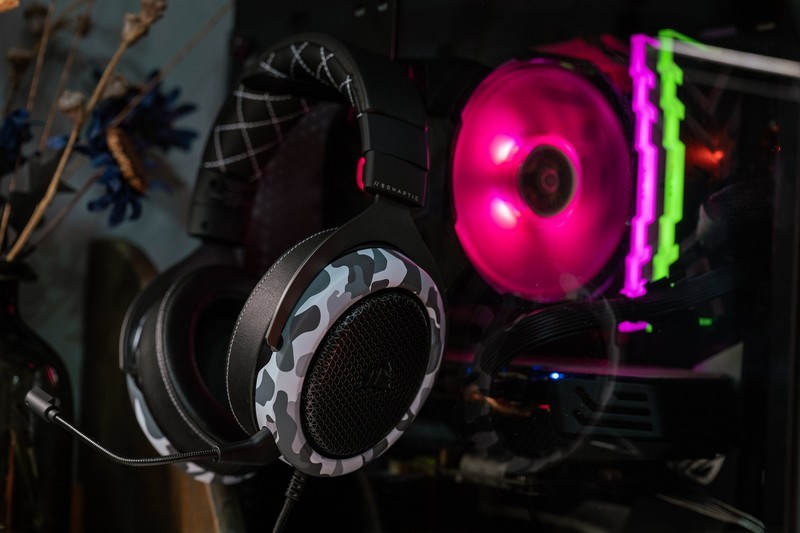 关于游戏这事，HIFI耳机不如海盗船HS60 Haptic